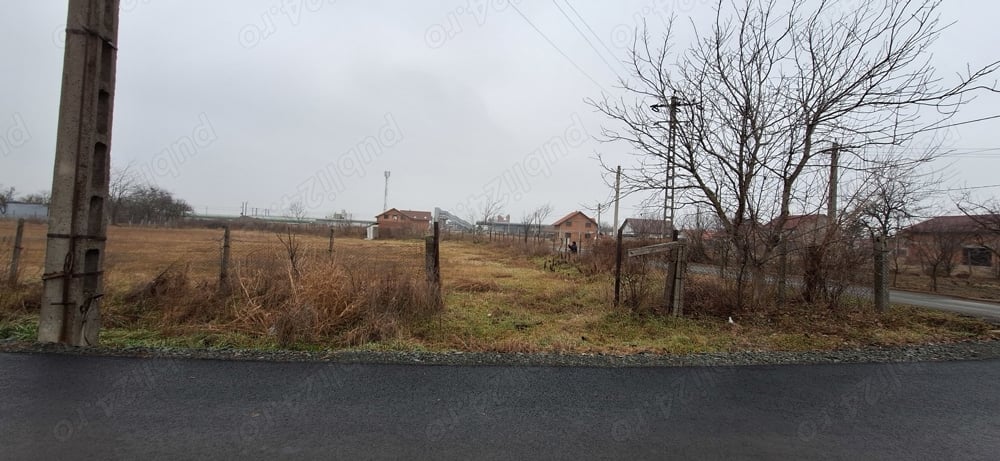 Vand teren Ghioroc strada lacului