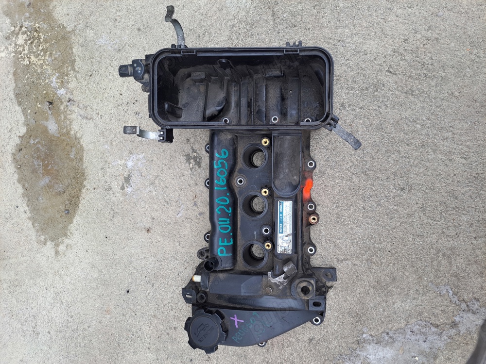 Capac culbutori capac distributie motor 1KR b52 1.0benzina Toyota Aygo Peugeot 107 Citroen C1