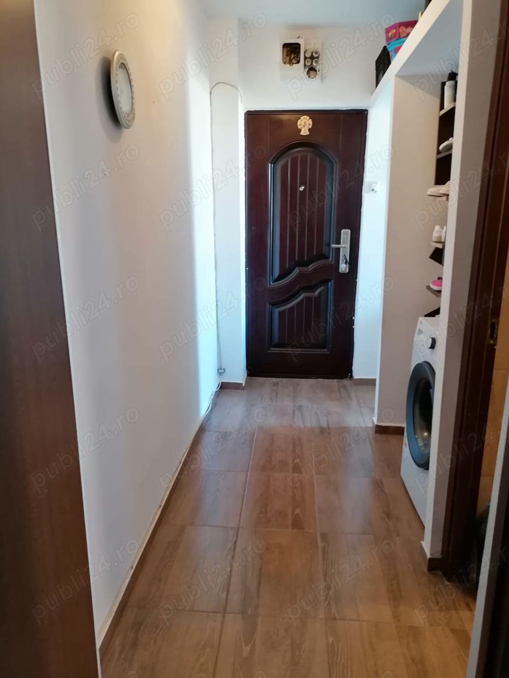 Vand apartament 2 camere