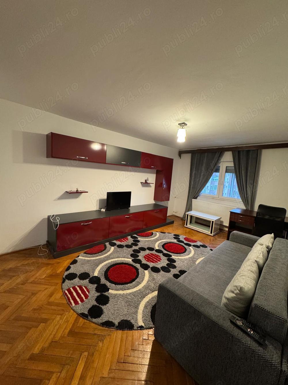 Proprietar închiriez apartament 2 camere Zona Soarelui 350euro