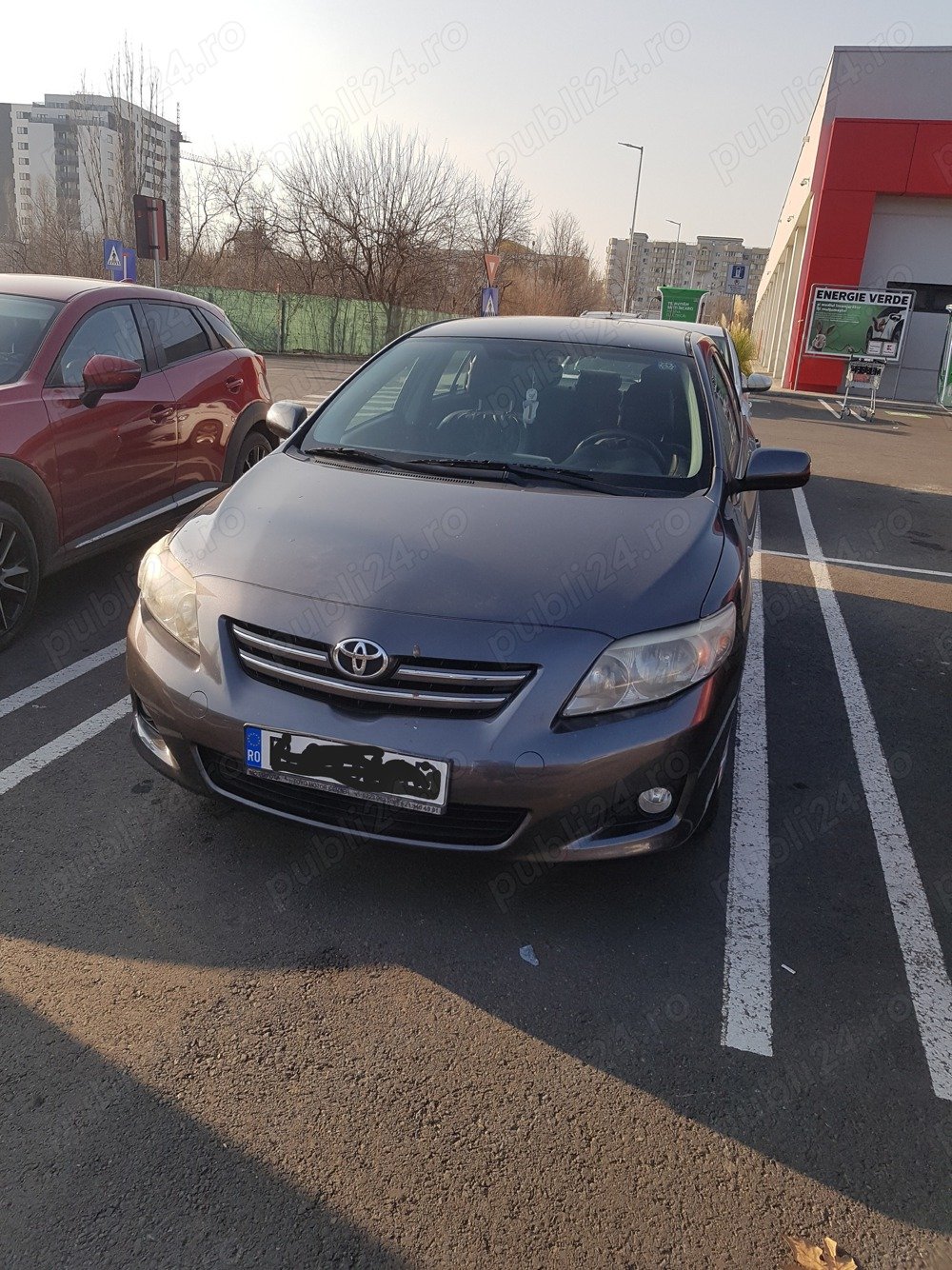 Vand Toyota Corolla 1,6 dual vvti 2009 benzina 5200 euro negociabil