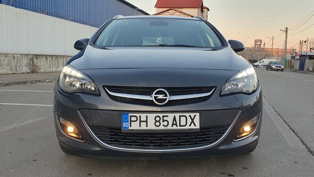 Opel Astra J Sports Tourer 1.6 CDTI 110 CP