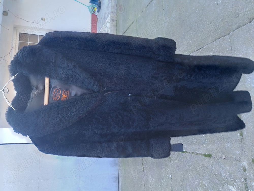 Vand haină de blana naturala