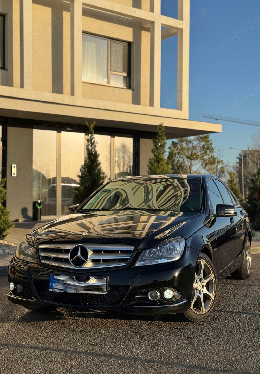 Mercedes C-Class C200 W204 facelift, echipare Avantgarde