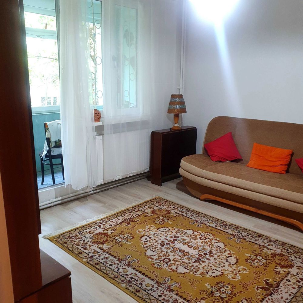 Apartament  4 camere zona Ozana - 1 Decembrie 1918