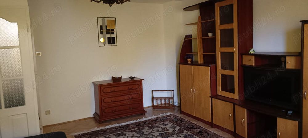 Vand apartament cu doua camere
