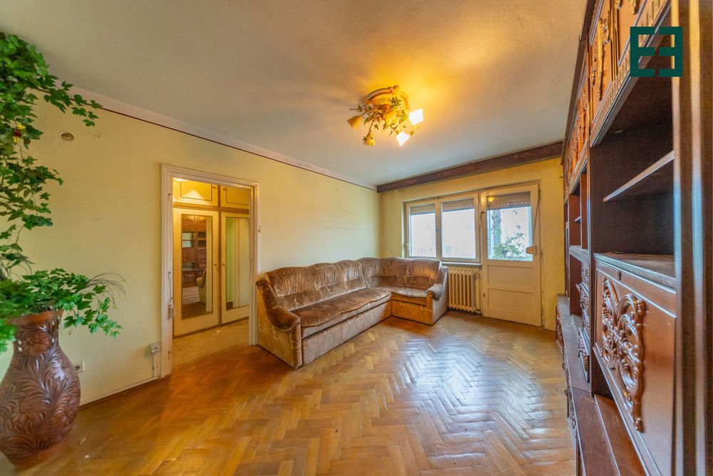 Apartament cu 2 camere și loc de parcare zona Podgoria