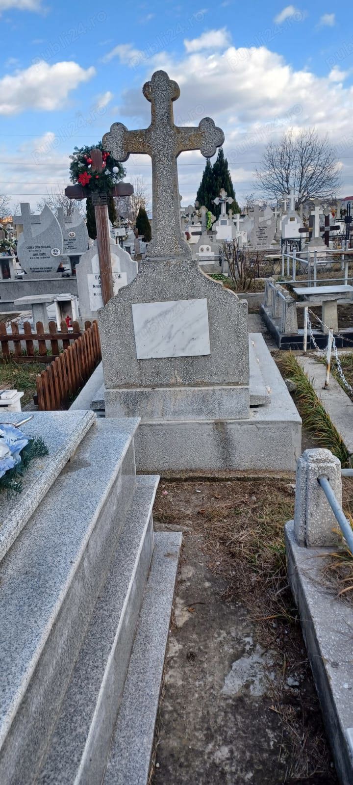 Vanzare locuri de veci 