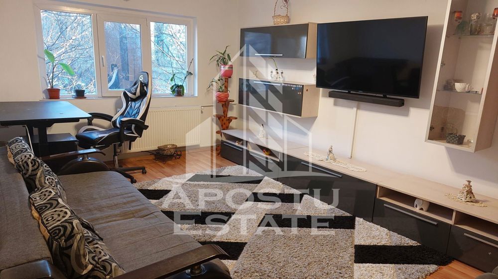 Apartament 2 camere decomandat et 1 , Zona Soarelui