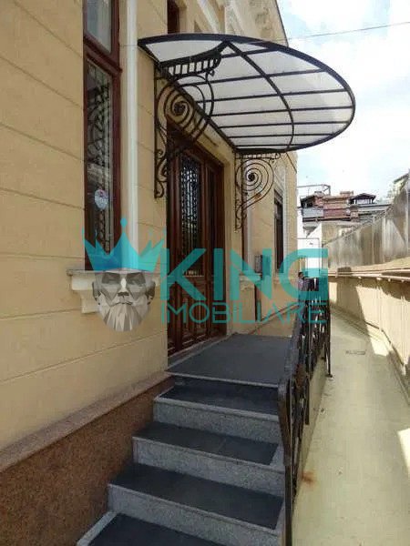 Vila | Armeneasca | Spatiu Birouri | 450mp | Curte | Doar Etaj 1