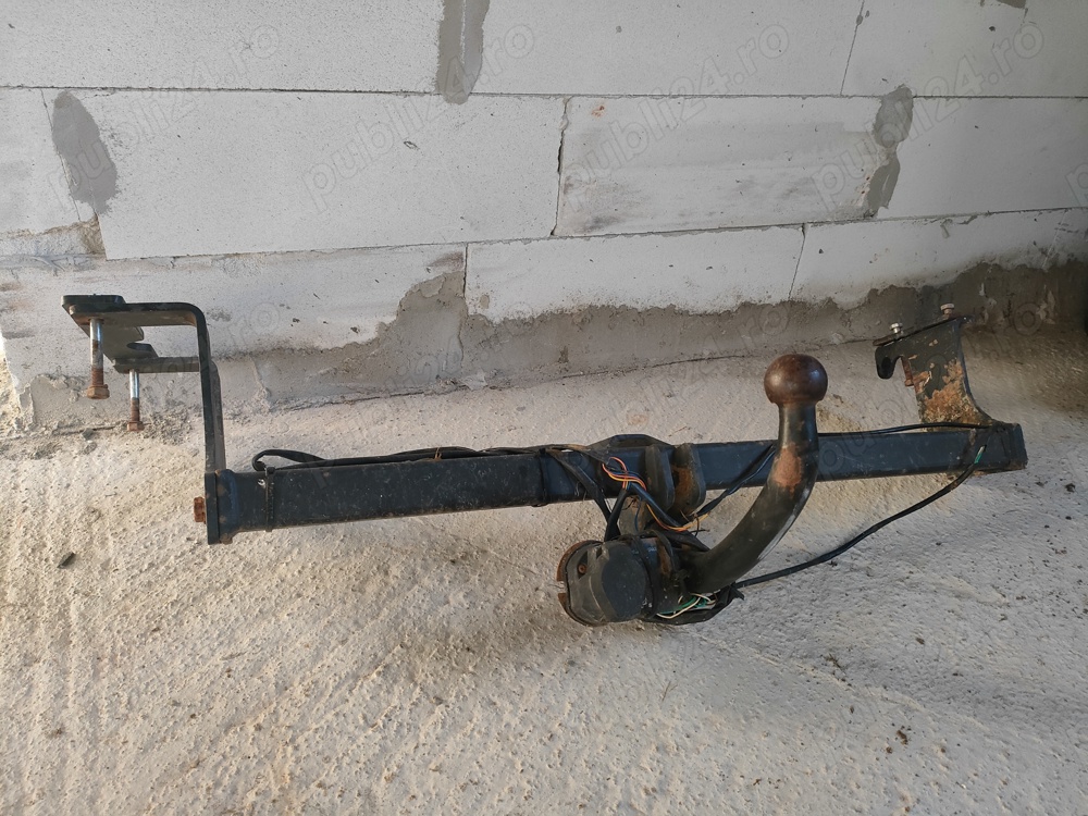 Cui /Cârlig tractare Suzuki ignis Opel agila 