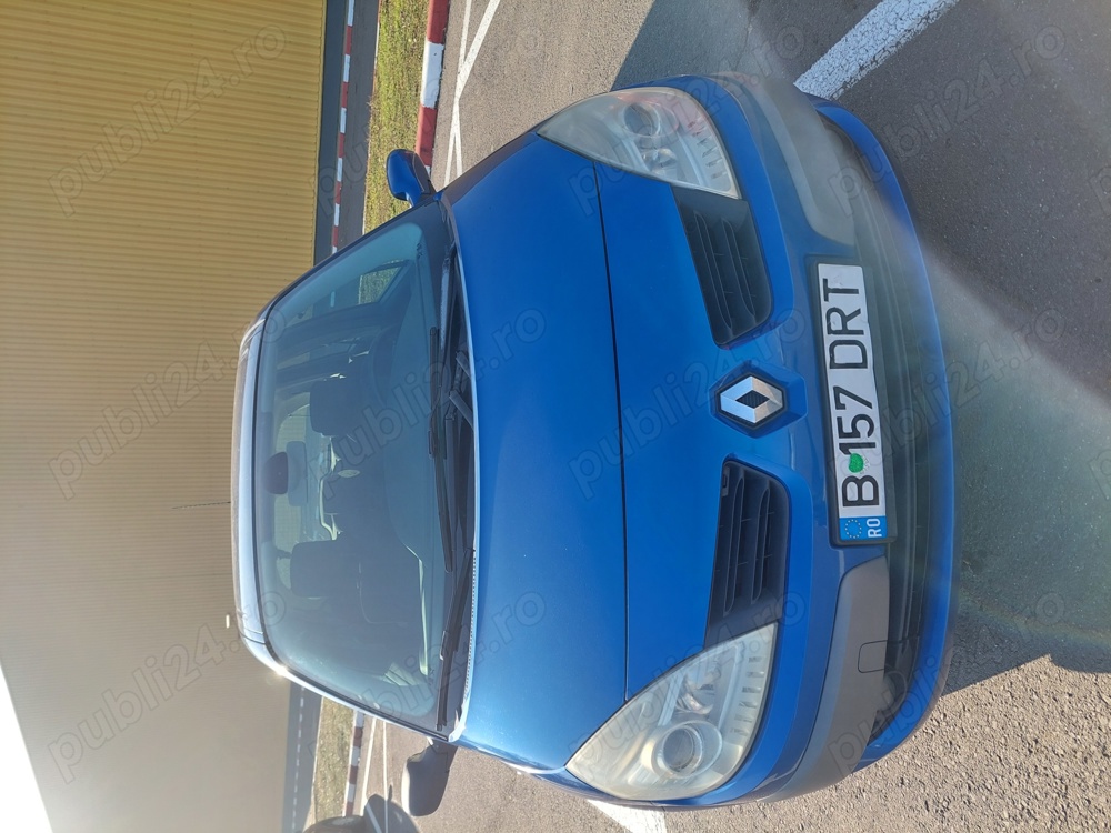 Vând Renault Megane Scenic