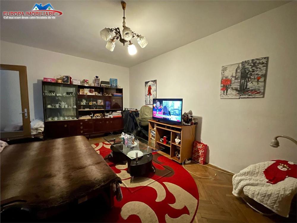 Apartament 2 camere de vanzare zona ultracentrala-Tulcea