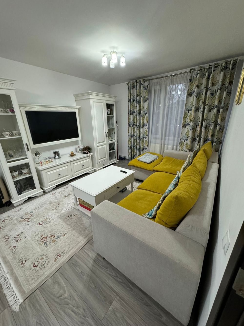 Cornisa - Inchiriere apartament 2 camere - Str. Gheorghe Marinescu