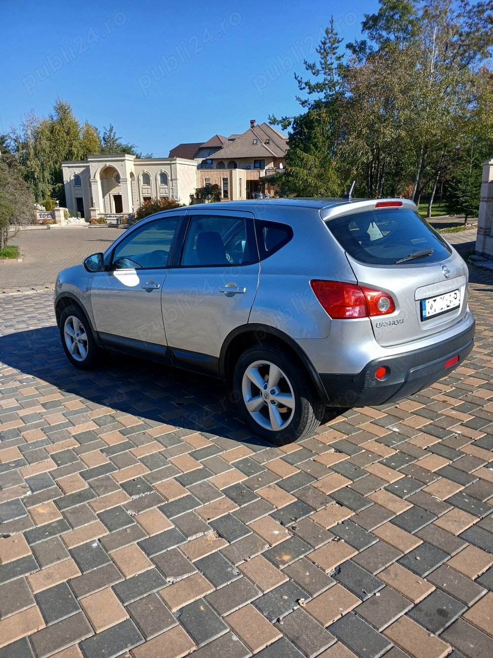 Nissan qashqai 2010