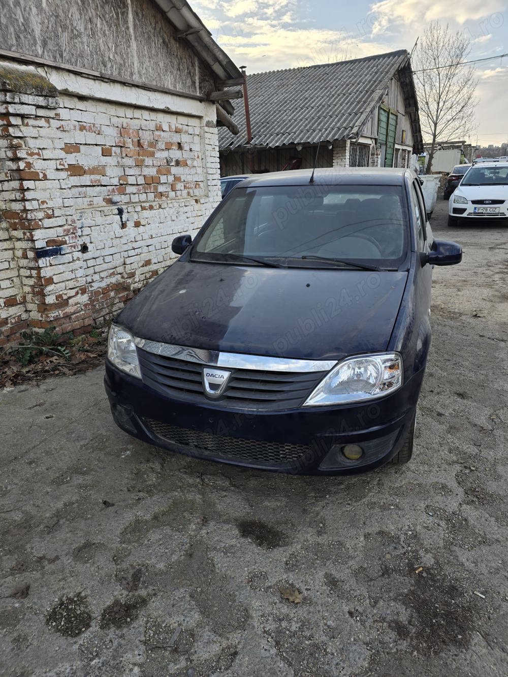 Vand Dacia Logan