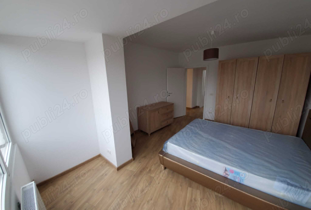 apartament cu 3 camere de vanzare in zona medicina