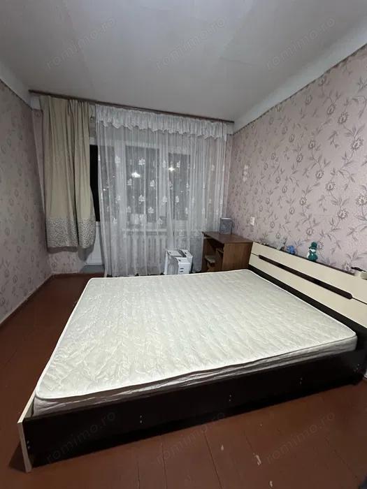 Apartament cu 3 camere