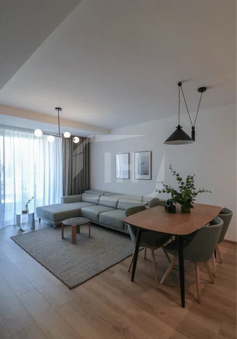 Apartament 3 camere, 2 bai, mobilat/utilat lux in zona Piata Cipariu