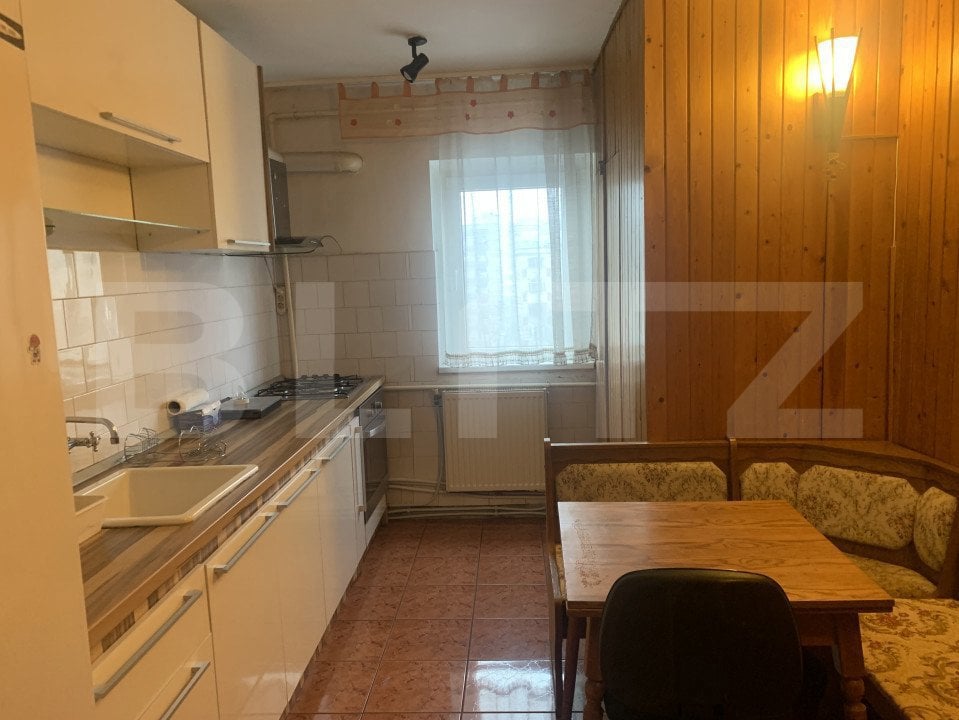 Apartament de inchiriat, cu 3 camere, complet utilat, cartierul Zorilor