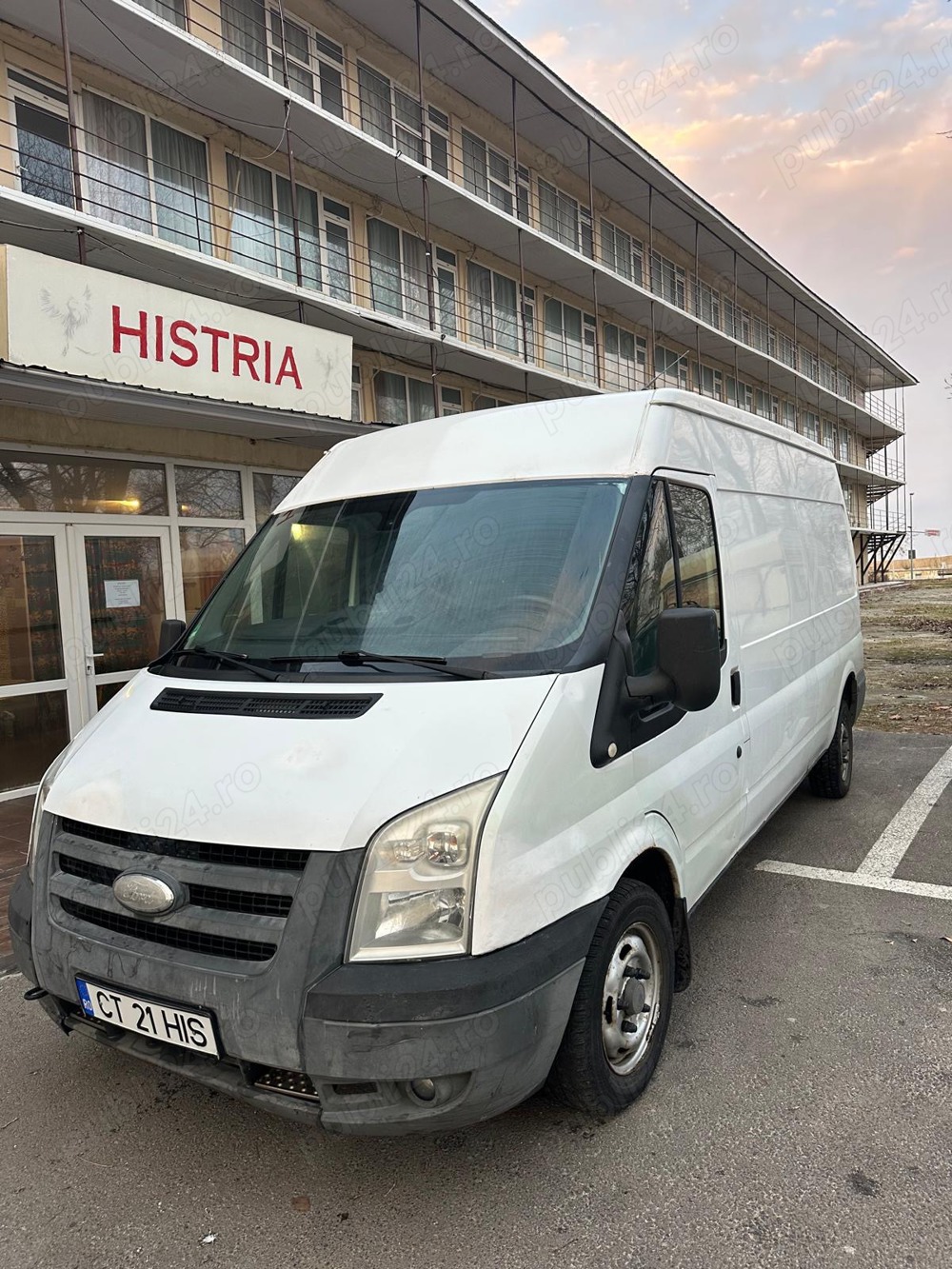 Vând Ford Transit, 2.2 diesel, 2006, recent înmatriculată RO