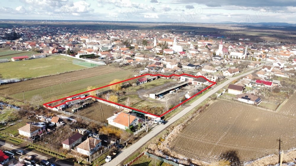 Teren in suprafata de 7774 intravilan | Constructi in suprafata de 1029 mp