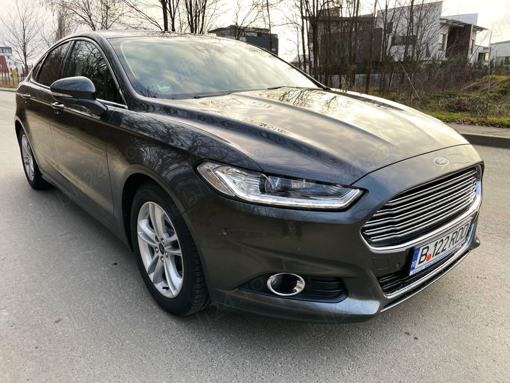 Ford Mondeo Titanium Faruri LED, Piele, Front camera, BLIS, Navi, Car play, Parcare automata