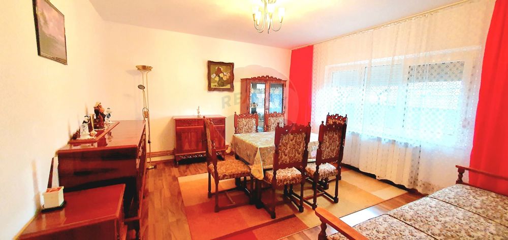 Apartament 3 camere de vânzare, zona Grădiste-Ideal pentru o familie!