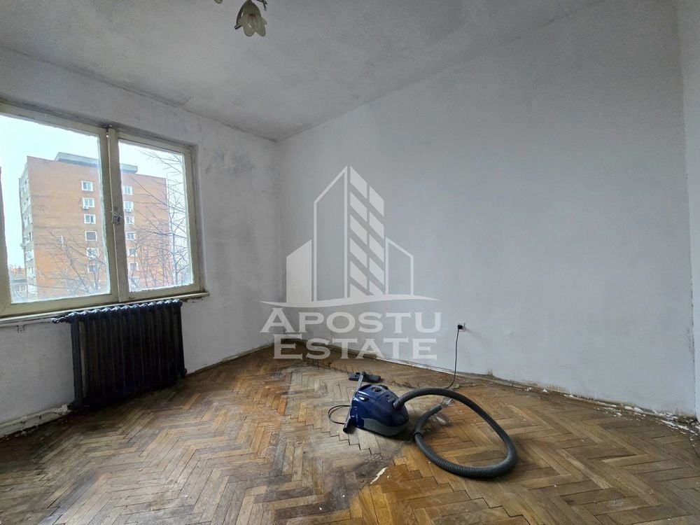 Apartament cu 4 camere, etaj intermediar, Circumvalatiunii - Gh Lazar