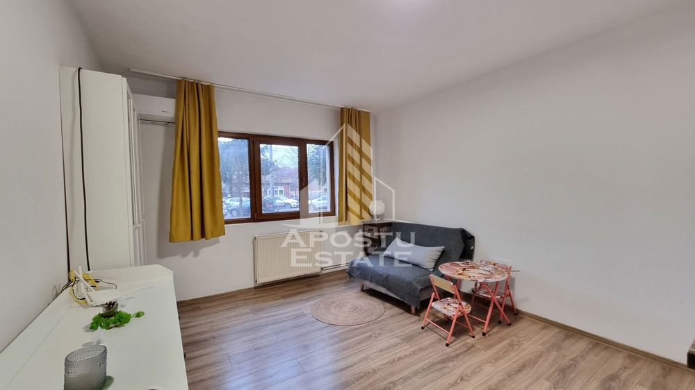 Garsoniera spatioasa in bloc de apartamente, zona Calea Aradului