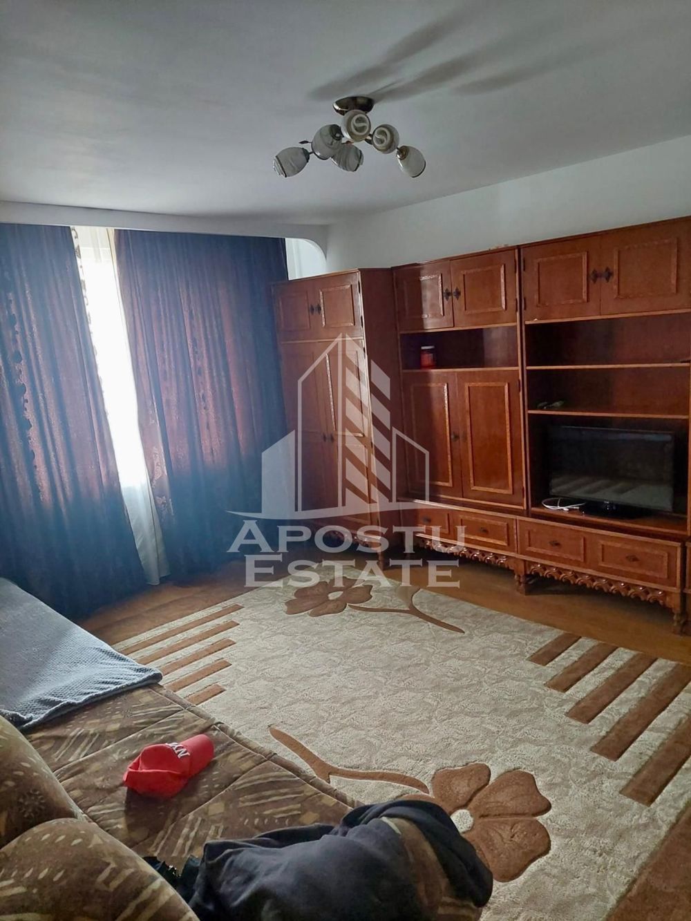 Apartament 2 camere, decomandat,parter inalt,zona Complexul Studentesc