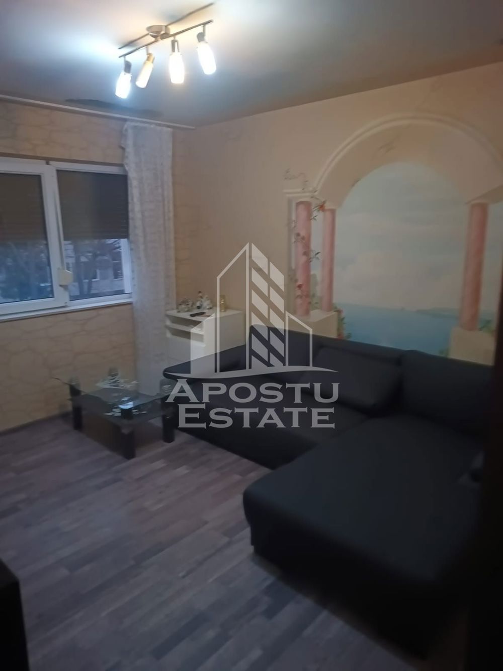 Apartament cu 2 camere, etajul 1, zona Dacia