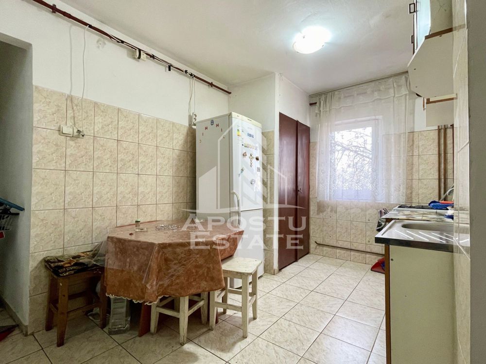 Apartament cu 2 camere la etajul al doilea, Lipovei