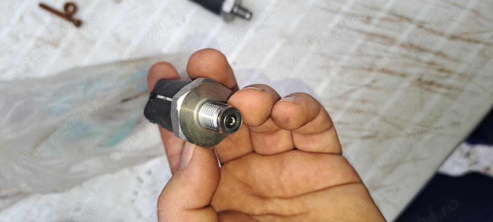 Senzor rampa citroen fiat peugeot iveco. 2.8