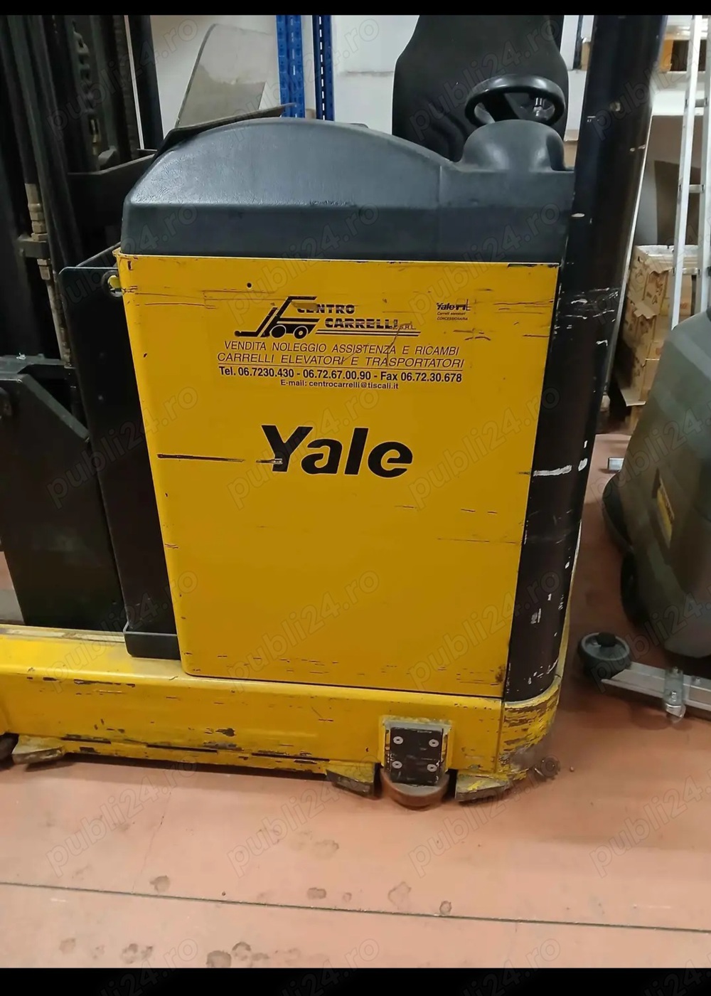 Stivuitor electric YALE 