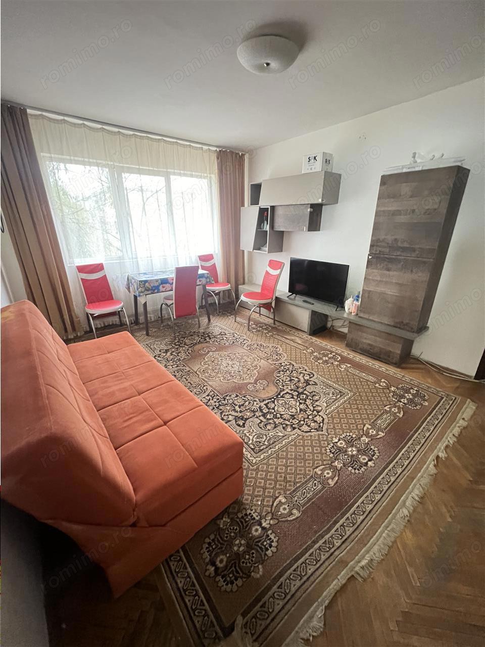 Apartament cu 3 camere semidecomandat mobilat Dacia