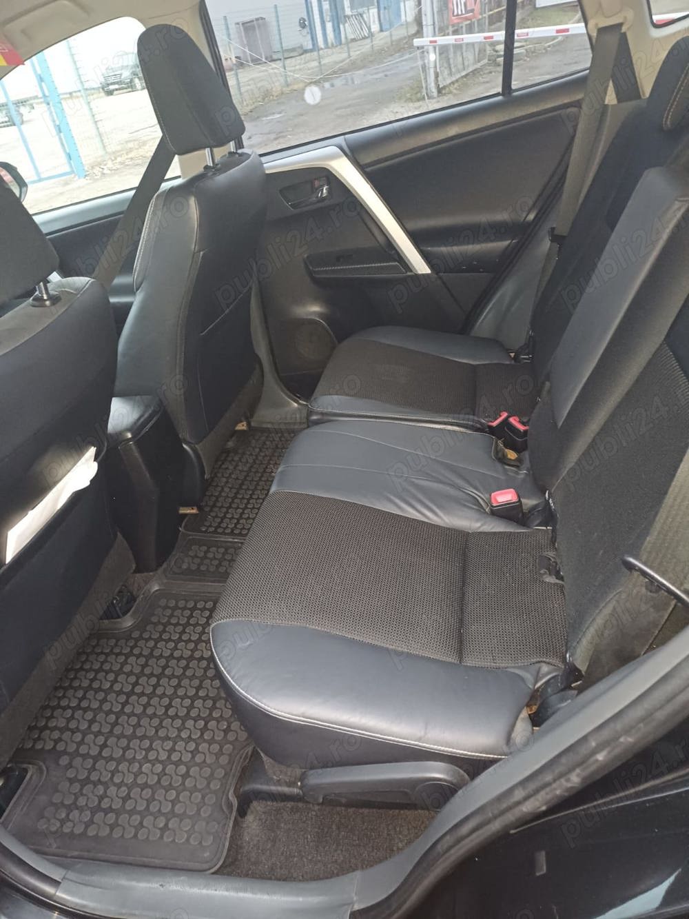 Toyota rav 4 fabricație 2014 euro5