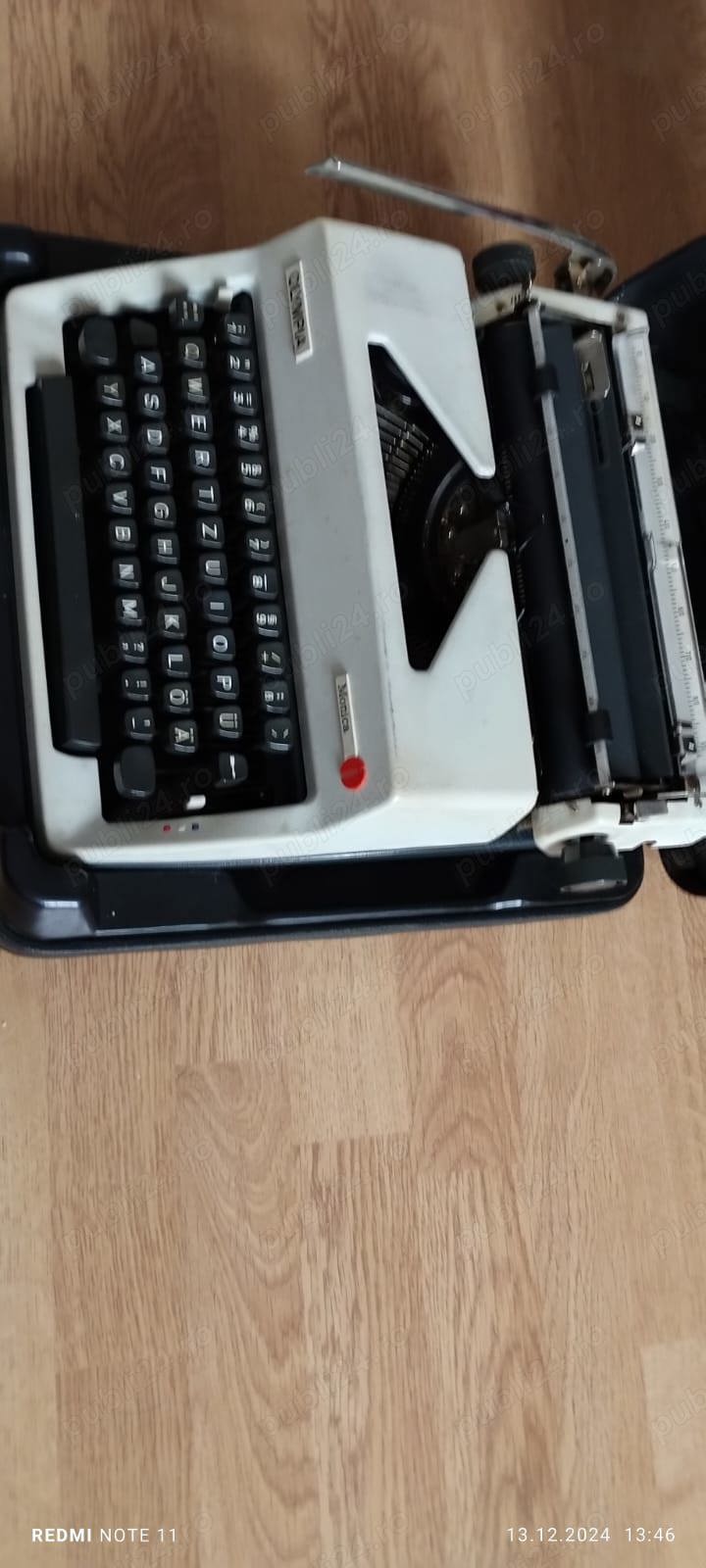 Vand masina de scris mecanica