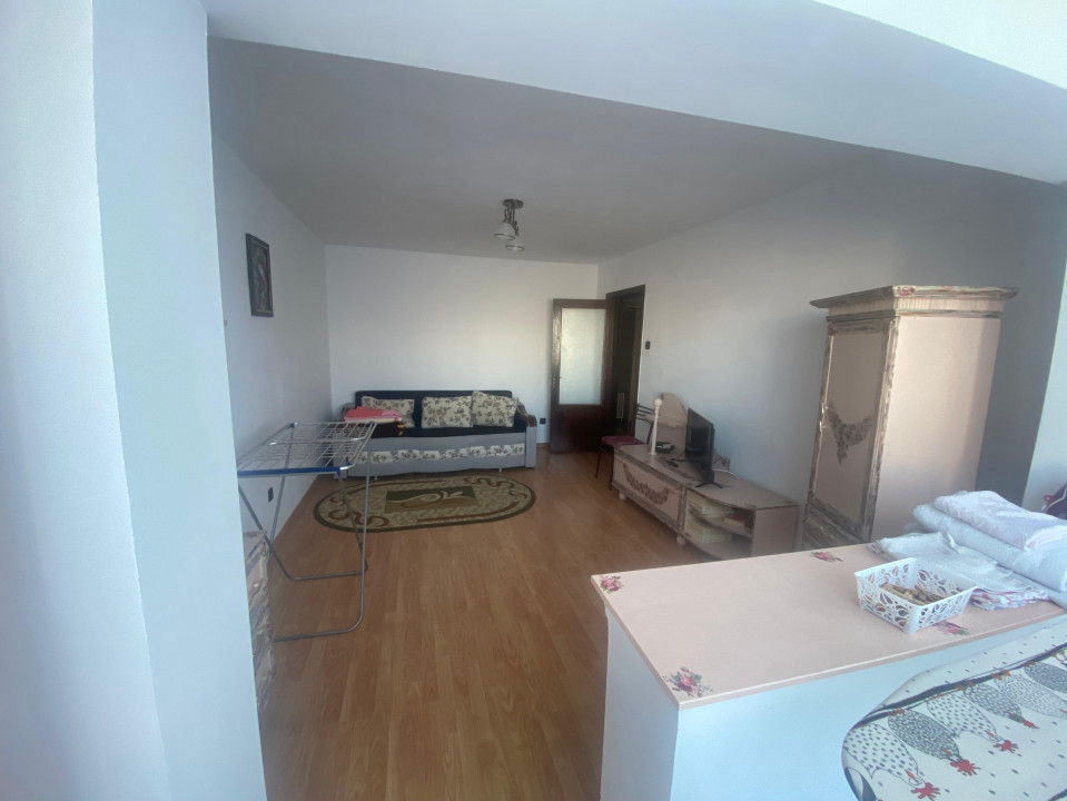 Faleza Nord - Apartament cu 3 camere decomandate, 2 bai, 2 balcoane