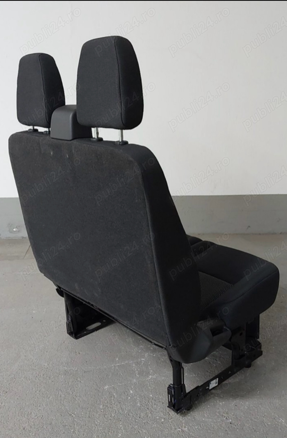 Scaun dublu fata dreapta Ford Transit Custom 