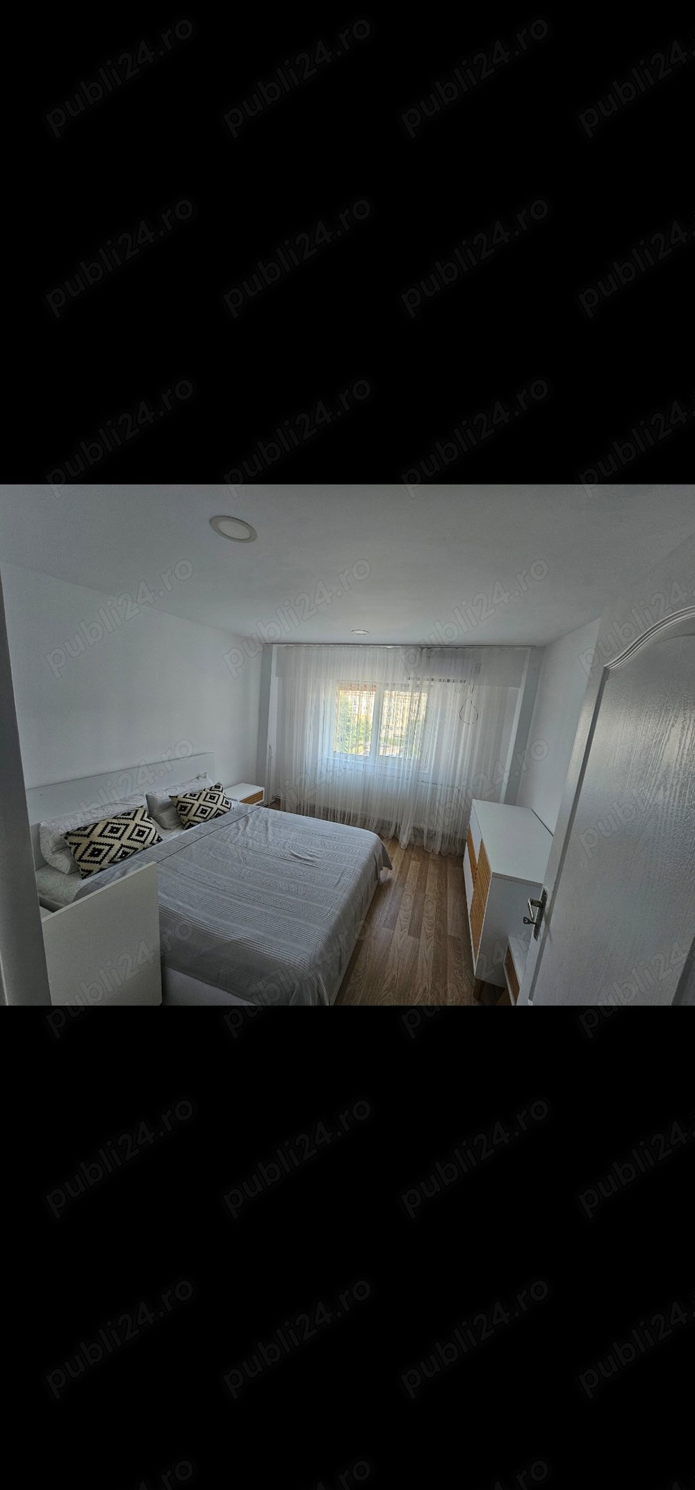 apartament cu 3 camere Târgoviște