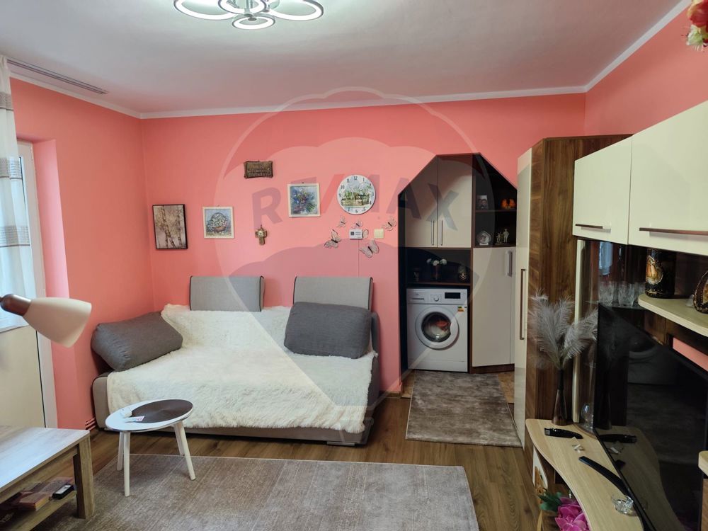 Apartament cu 2 camere de vânzare în Somcuta Mare!