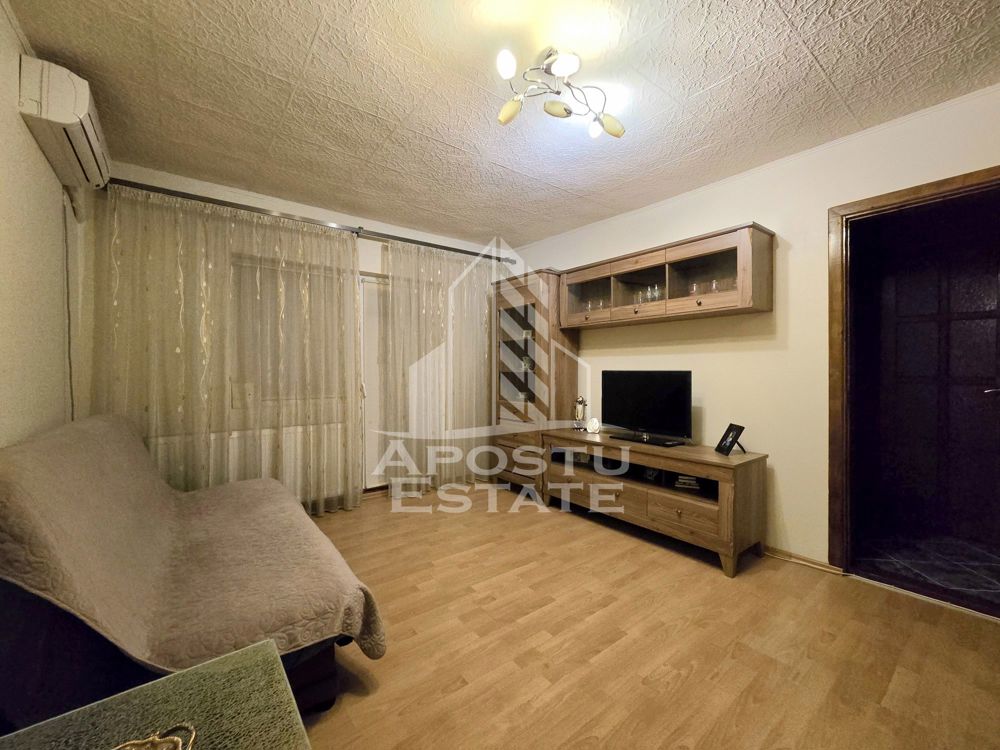 Apartament cu 2 camere, etaj intermediar, zona Bucovina