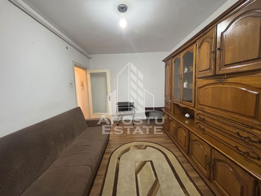 Apartament cu o camera in zona Simion Barnutiu, centrala termica