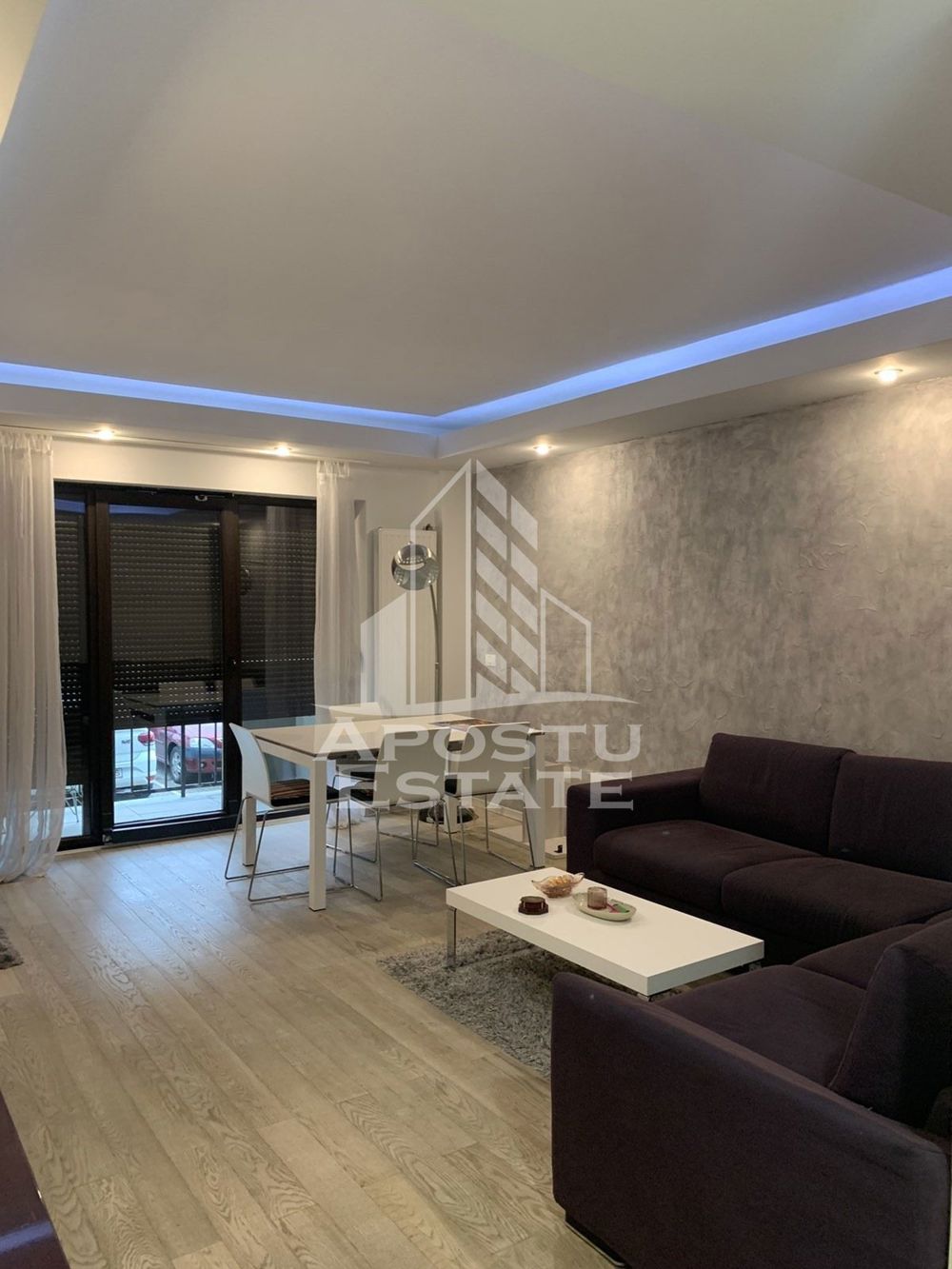 Apartament 2 camere, loc de parcare, centrala proprie, Giroc