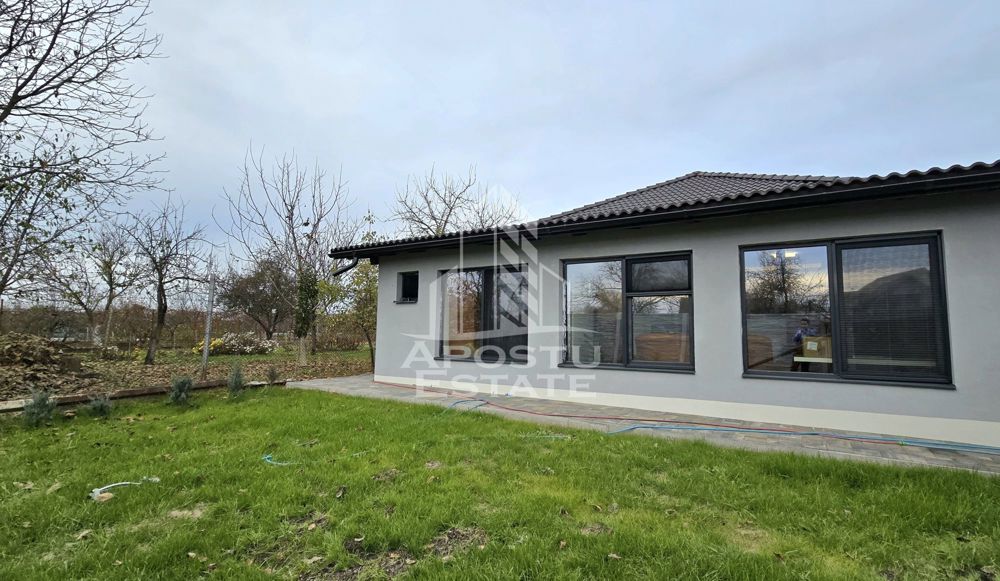 Casa noua, individuala, in vatra satului, 500 mp teren, Sag, Timis