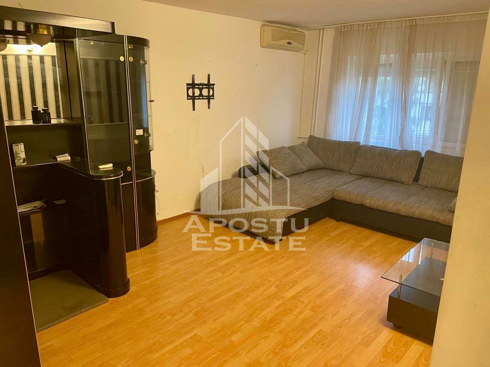 Apartament cu 3 camere,decomandat, centrala proprie, zona Dorobantilor