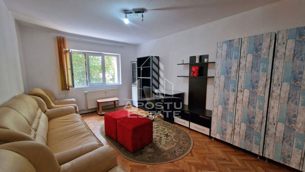 Apartament cu 2 camere, centrala proprie, zona Lipovei