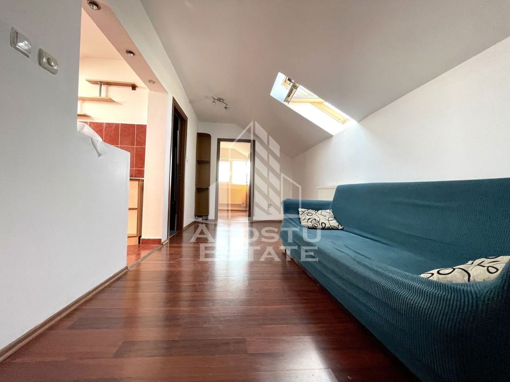 Apartament cu 3 camere, 64 mp utili, centrala proprie, zona Sagului