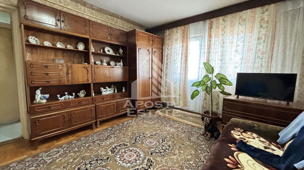 Apartament 2 camere, centrala proprie, etaj 3, Simion Barnutiu